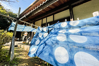 NIHON MINKA-EN “Indigo Dyeing Experience”