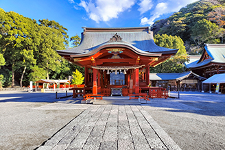 Tsuruoka Hachimangu-Shrine and Komachi Street