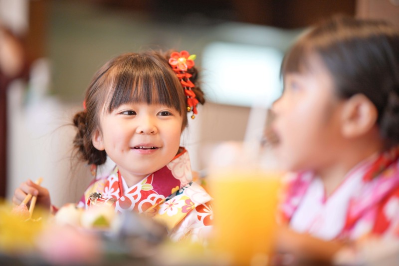 千歳飴プレゼント!お子様1名分が無料の「七五三ランチ&ディナーブッフェプラン」