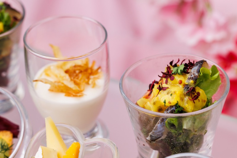 ランチ＆ディナーブッフェ 「鉄板焼きサーロインステーキ＆春の美食フェア」