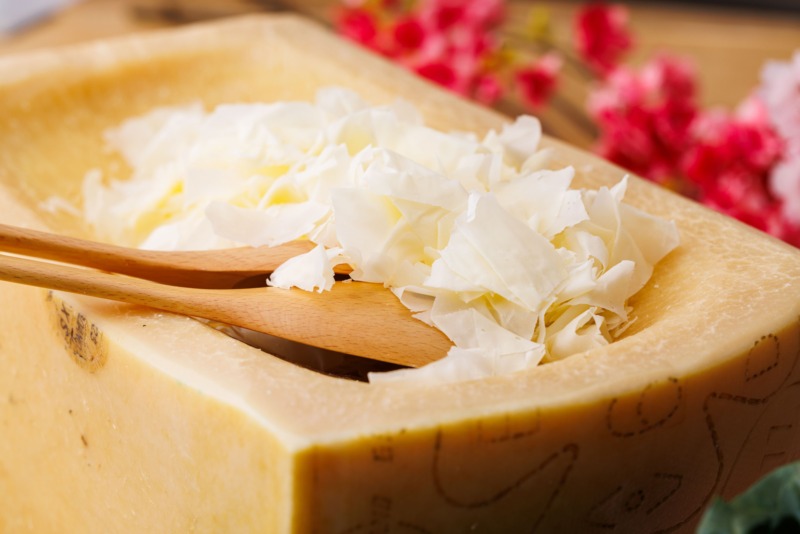 ランチ＆ディナーブッフェ 「鉄板焼きサーロインステーキ＆春の美食フェア」