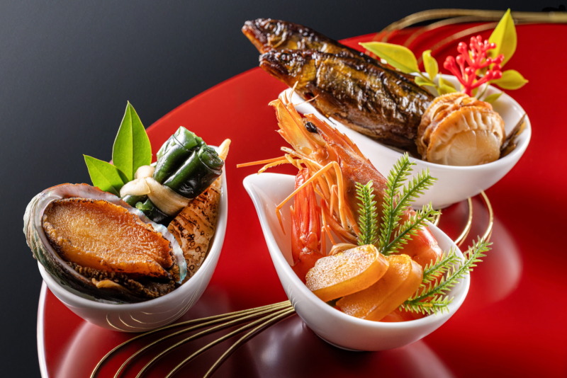 和食・洋食・中華、3種の味わいを贅沢に堪能「おせち三段重」「おせち一段重」